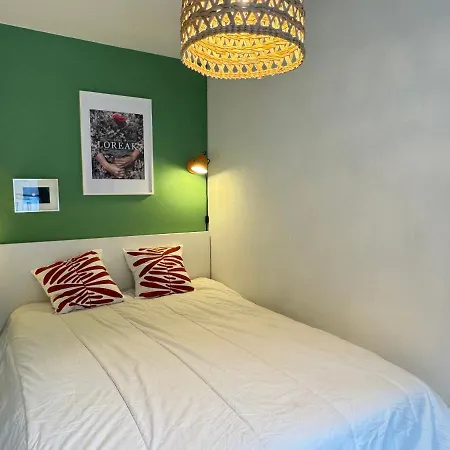 アパート 100m Telecabine Ou Commerces. 4p *