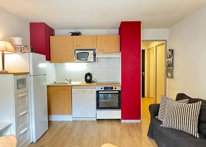 100m Télécabine Ou Commerces. 4p